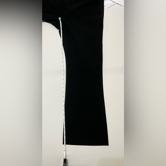 The Limited Stretch Slight Bootcut Pants - Size 8 Short - Black - Picture 10 of 13